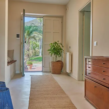 Casa Elle Con Piscina